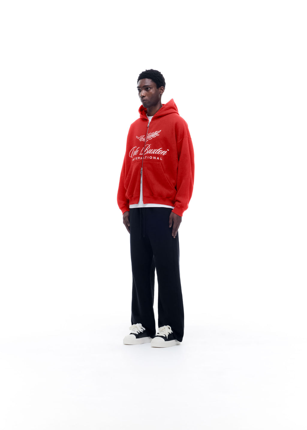 INTERNATIONAL ZIPPED HOODIE