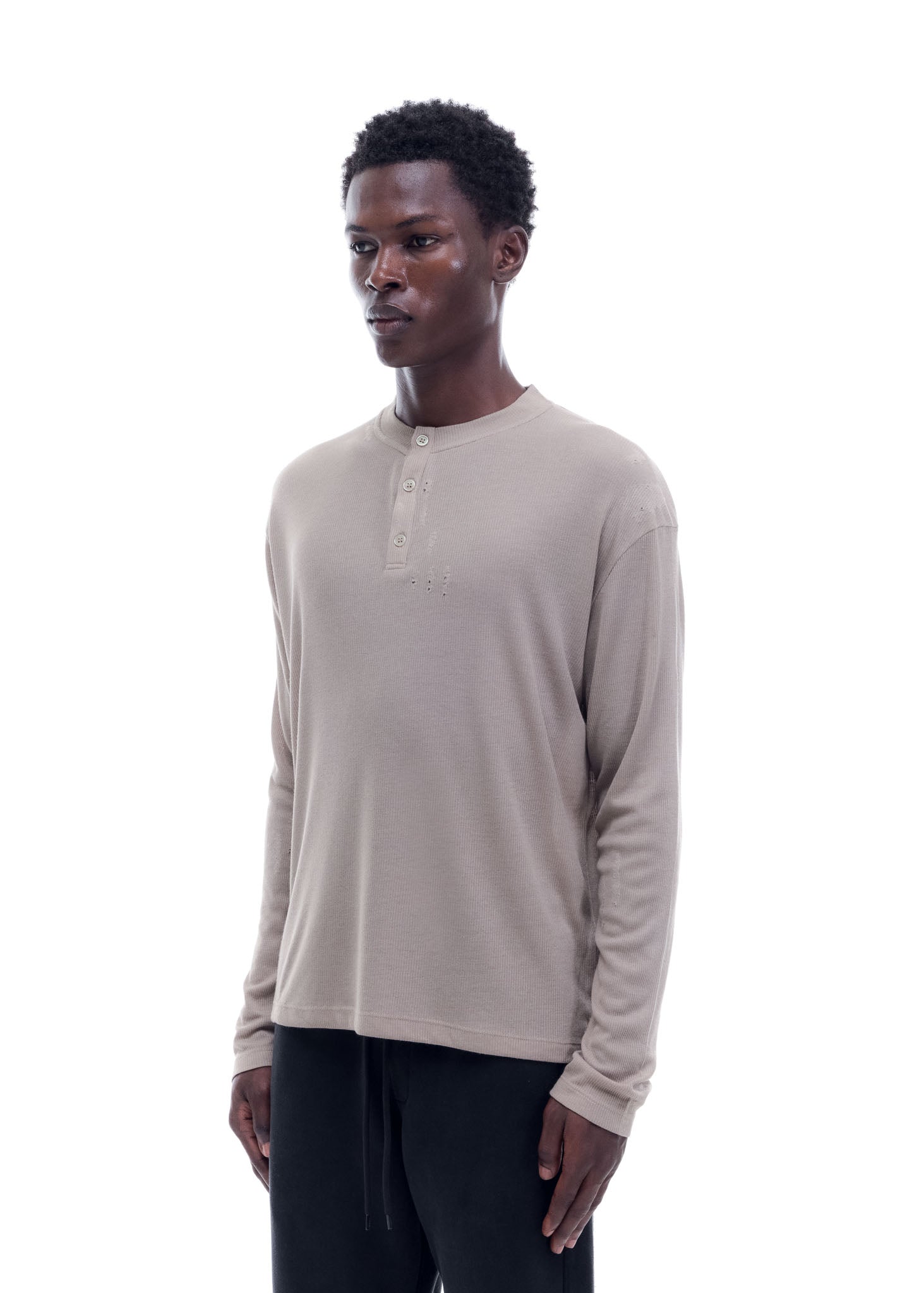 DISTRESSED HENLEY