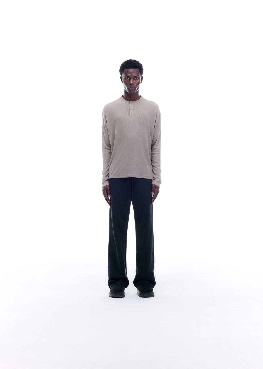 DISTRESSED HENLEY