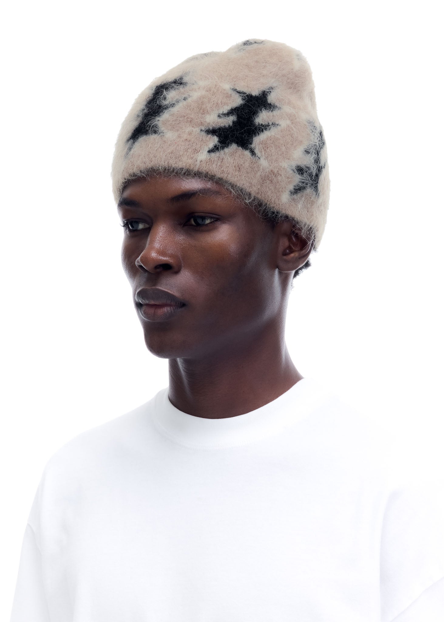 STAR KNIT BEANIE