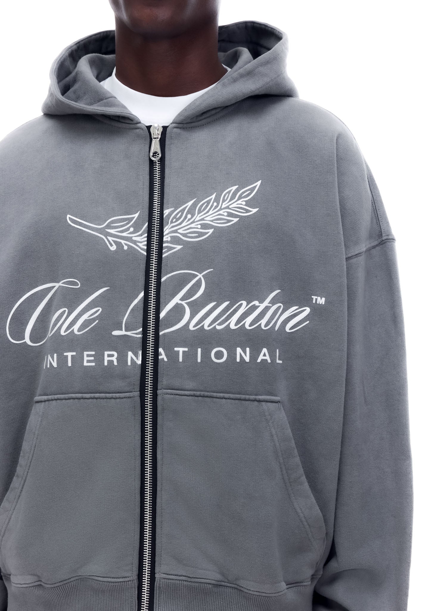INTERNATIONAL ZIPPED HOODIE