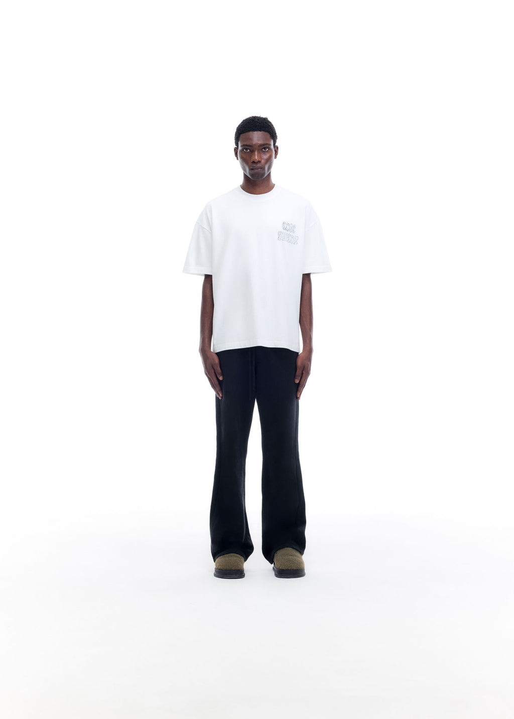 BLACK LETTER SPORTSWEAR T-SHIRT