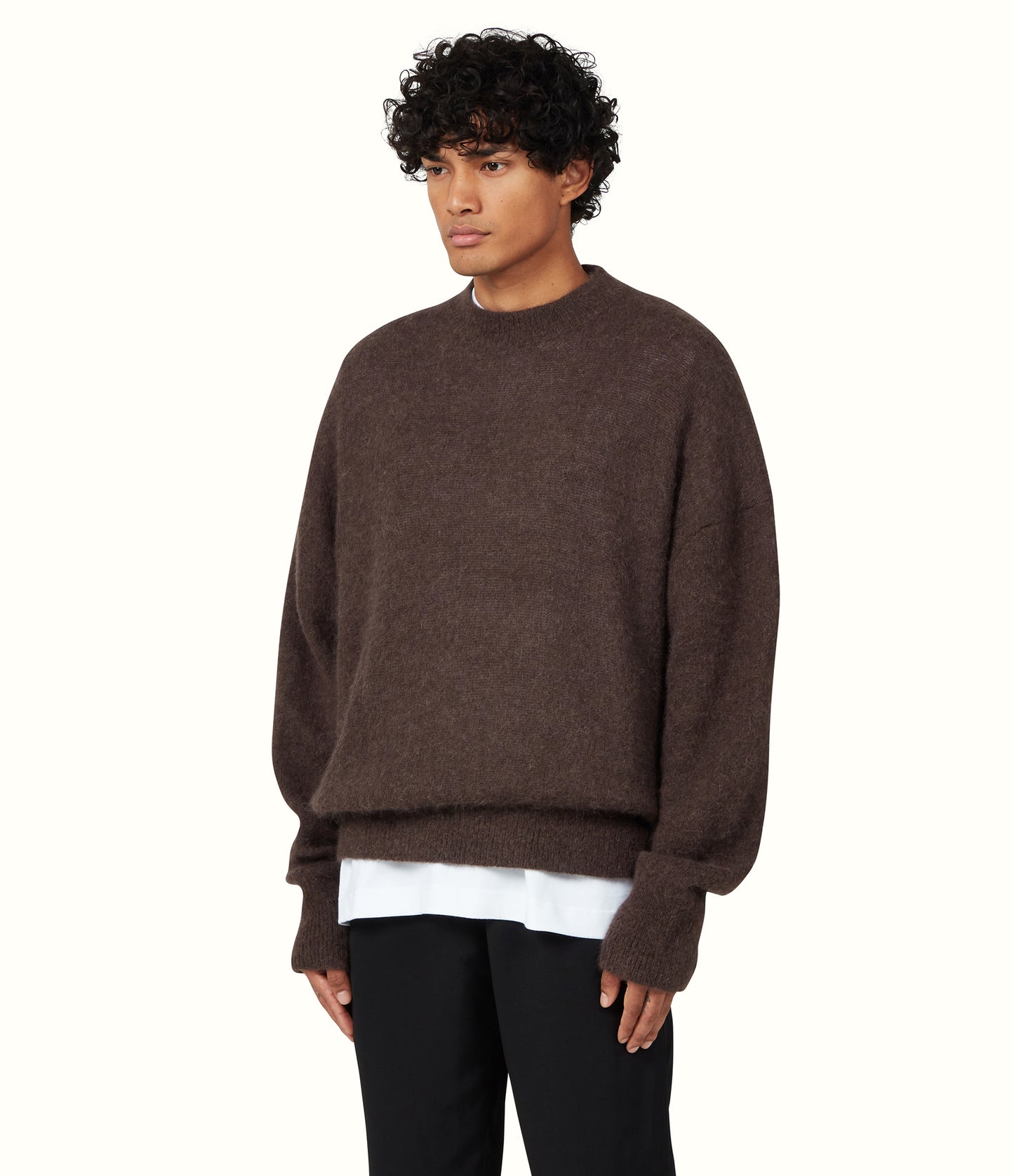 LOOSE KNIT SWEATER
